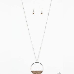 Set! Silver tone chain and pendant half encrusted with bronze rhinestones